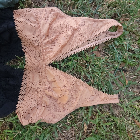 Aerie LOT - 3 Lace Bralettes Size Medium - Picture 5 of 5